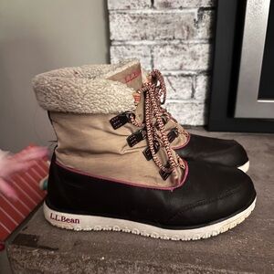 LL Bean Ultralight Pac Boot Mid Women’s